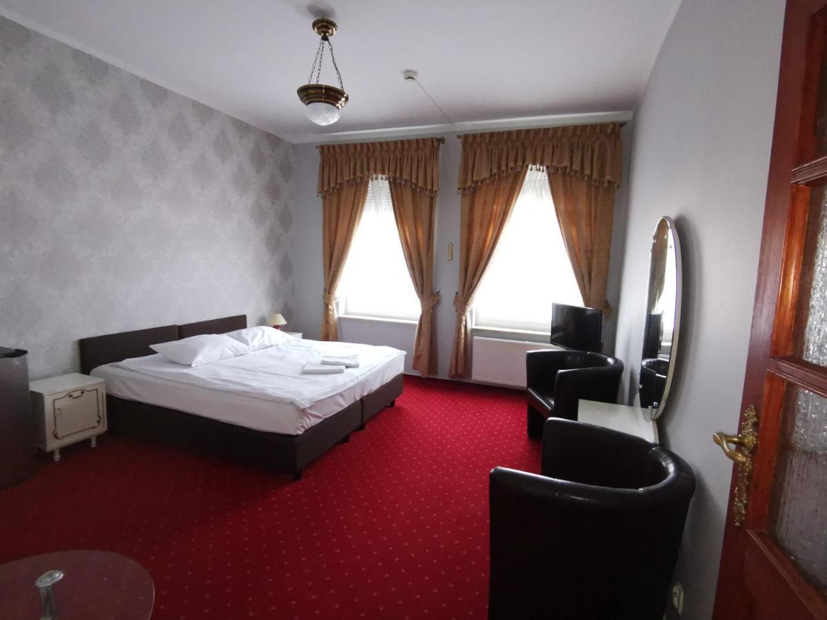 Hotel Nad Rzeczka Stary Toruń Eksteriør bilde