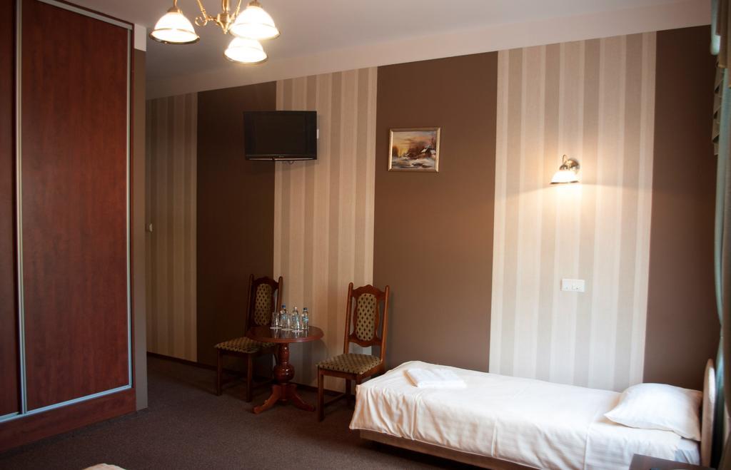 Hotel Nad Rzeczka Stary Toruń Rom bilde